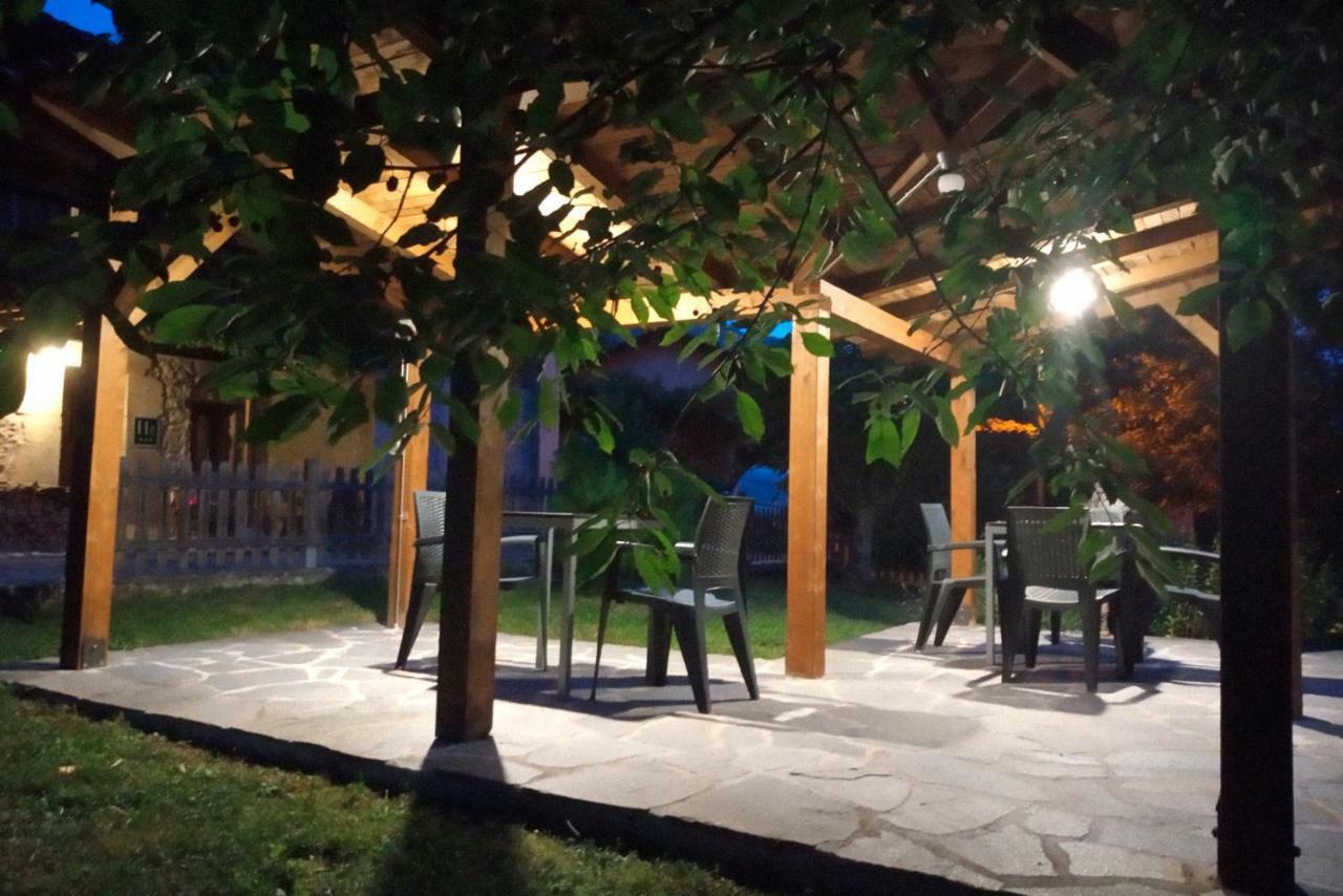 Hotel Rural Llerau ポンガ エクステリア 写真